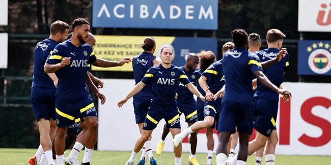 Fenerbahçe'nin Slovacko maçı kadrosunda sürpriz: O isim kadroya alınmadı