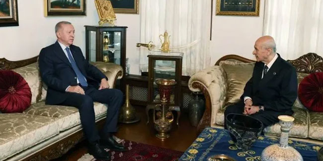 Cumhurbaşkanı Erdoğan ve Devlet Bahçeli ile bir araya geldi