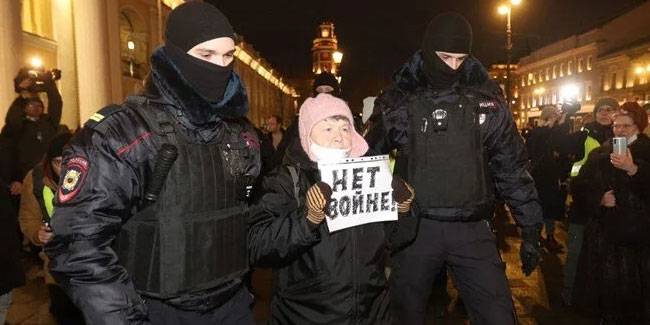 Rusya'da savaş karşıtı gösteri