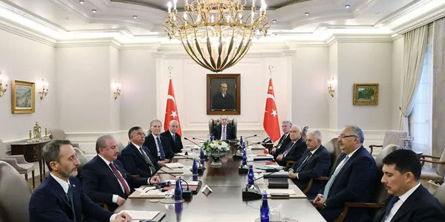 Cumhurbaşkanlığı Erdoğan başkanlığında toplanan YİK'te 'yeni anayasa' vurgusu: Türkiye’nin ihtiyacı var