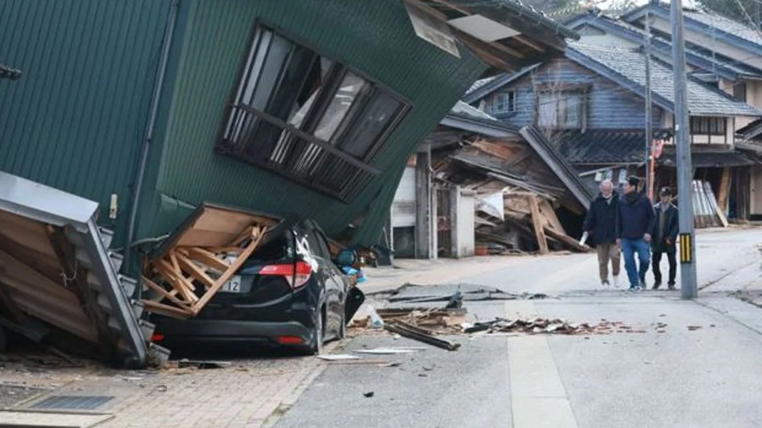 Japonya'da deprem sebebiyle hayatını kaybedenlerin sayısı artıyor