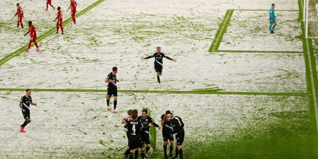 Allianz Arena karla kaplandı 15 dakikada kusursuz hale getirdiler!