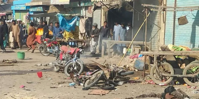 Pakistan'da pazar yerinde patlama: Ölü ve yaralılar var