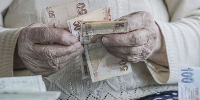 Milyonlarca emekli bunu beklliyor: Emekli promosyonları ödenecek mi?