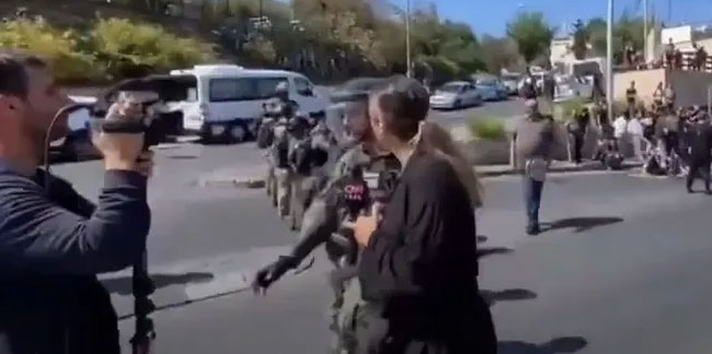 Mescid-i Aksa'da gerilim! İsrail polisi Fulya Öztürk'e müdahale etti!