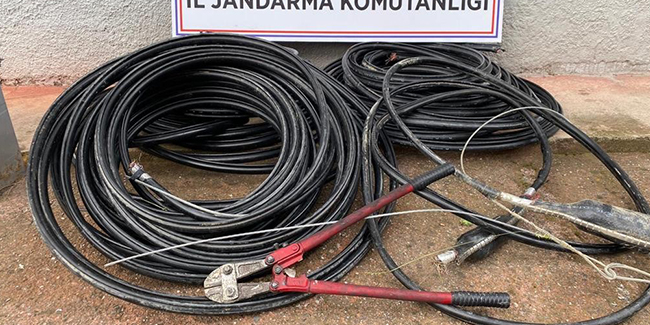 Jandarma tarafından kablo hırsızlarına suçüstü