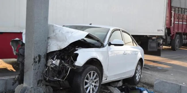 Manisa'da otomobiller çarpıştı: 7 yaralı