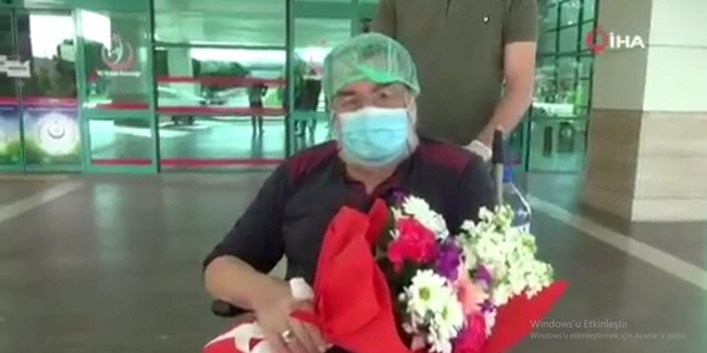74 yaşındaki adam koronavirüsü ikinci kez yendi