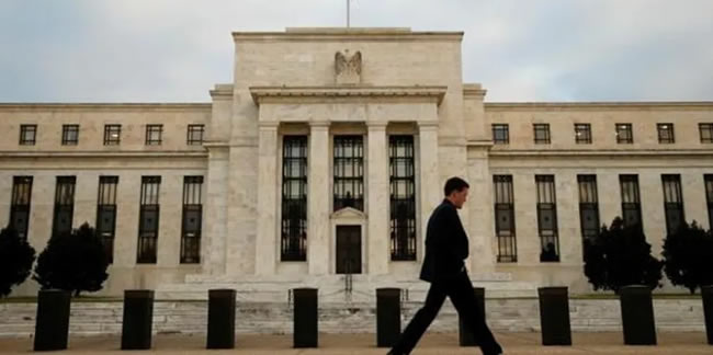 New York borsası, Fed'in öncesi karışık seyirle açıldı