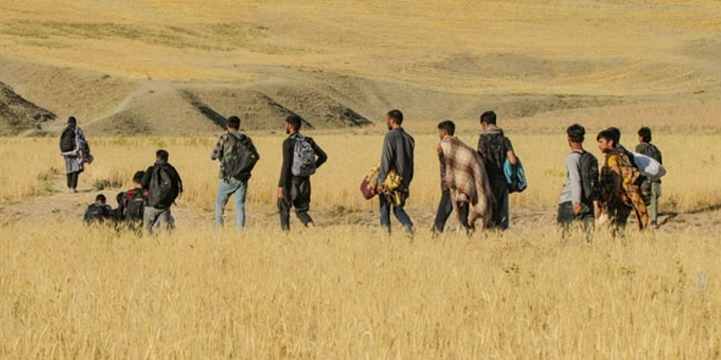 İran'dan Afgan mültecilerle ilgili karar