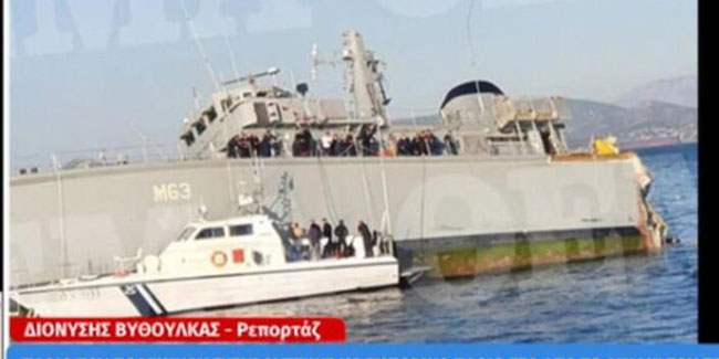 Yunanistan'da donanma gemisi battı!