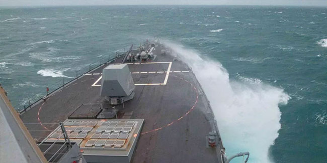 ABD savaş gemisi, Tayvan Boğazı’ndan geçti