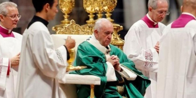 Vatikan'dan yolsuzluk önlemi: 40 Euro üzeri hediye yasaklandı