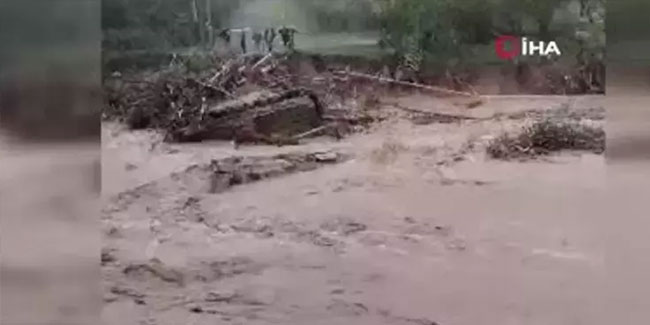Şiddetli yağışlar Gürcistan'da can aldı