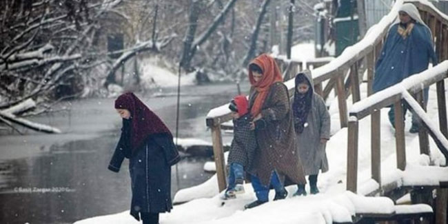 Pakistan ve Keşmir'de kar sonrası ölenlerin sayısı 95'e çıktı