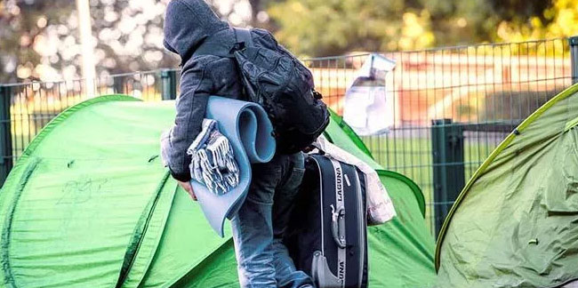Belçika’da mültecilerin çadırları toplandı