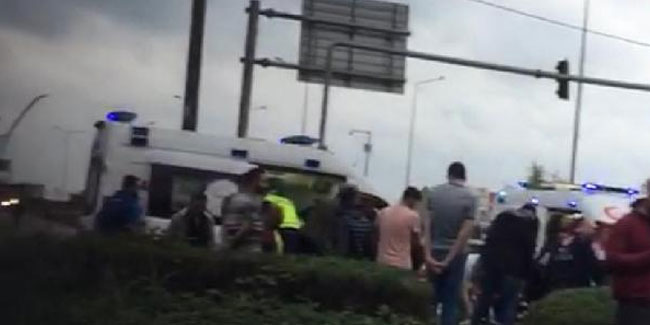 Rize'de ambulans, otomobile çarptı: 6 yaralı