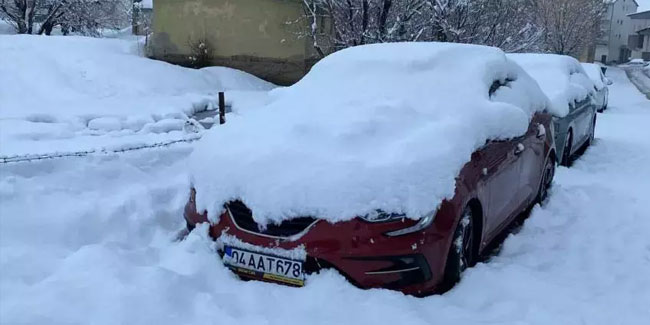 Kar nedeniyle 15 köy yolu ulaşıma kapandı