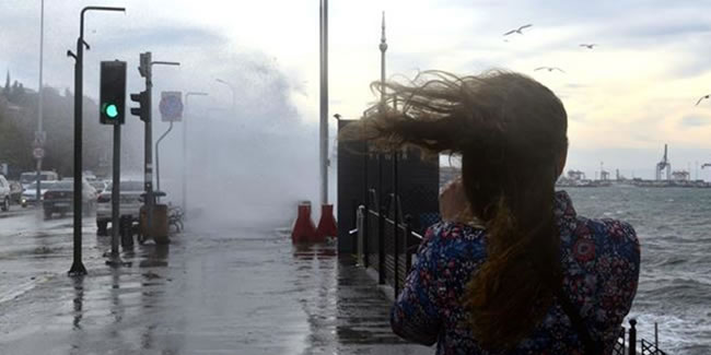 Meteoroloji'den Uyarı: Karadeniz'de Fırtına Bekleniyor!
