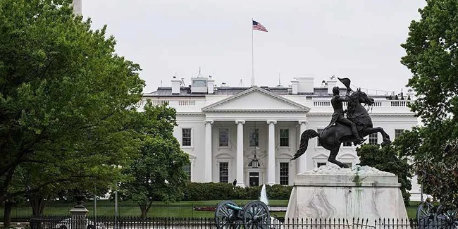 Beyaz Saray'da koronavirüs alarmı