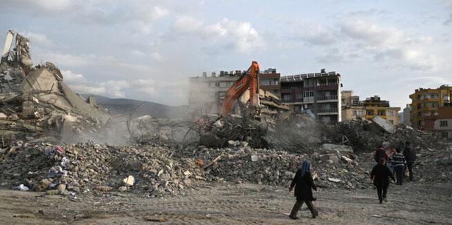 Depremin vurduğu İskenderun'da hasar tespit çalışmalarında sona gelindi
