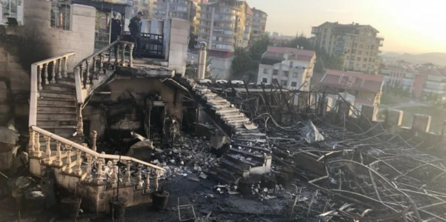 Ankara'da Estergon Kalesi alev alev yandı