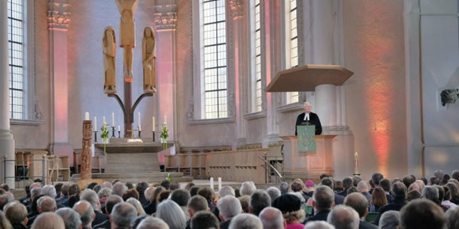 Almanya'da kiliselerde cinsel istismara uğrayan çocuklara ilişkin dosya netleşiyor