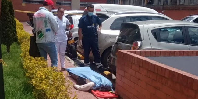 Kolombiya'da deprem nedeniyle 7’nci kattan atlayan kadın öldü