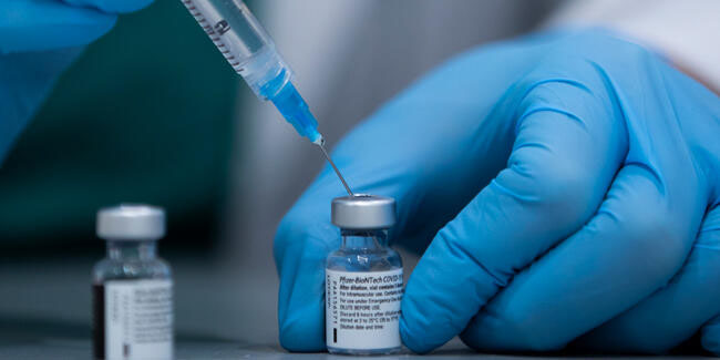 ABD’de uygulanan günlük koronavirüs aşısı dozu iki milyona yükseldi