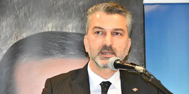 Mumcu: "CHP Trabzon'da başka konuşuyor İstanbul'da başka konuşuyor"