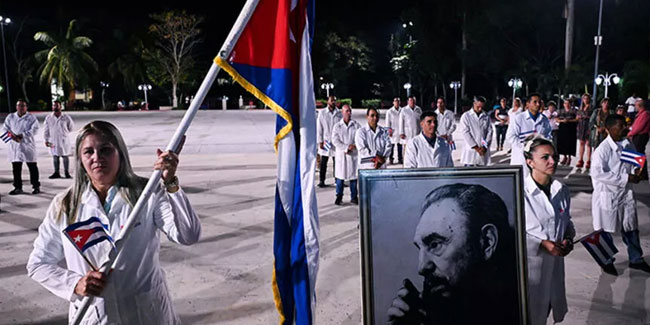 Küba Türkiye'ye 32 doktor ve hemşire gönderdi
