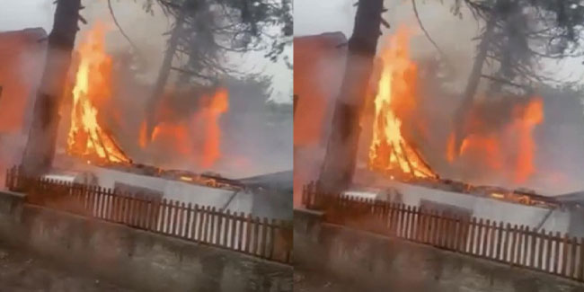 Osmaniye'de ağaca düşen yıldırım evin yanmasına neden oldu