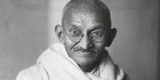 Gandhi’nin gözlüğü 2.5 milyon liraya satıldı