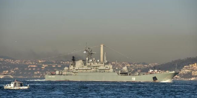 Boğaz'dan bir Rus savaş gemisi daha geçti