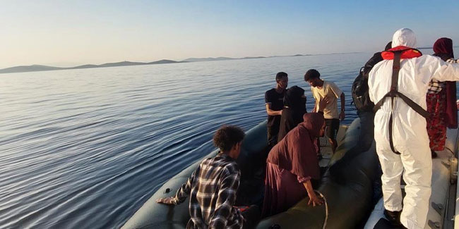 Ayvalık açıklarında 13 düzensiz göçmen kurtarıldı