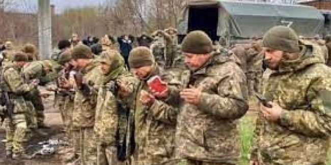 Rusya: Mariupol’de 1026 Ukrayna askeri teslim oldu