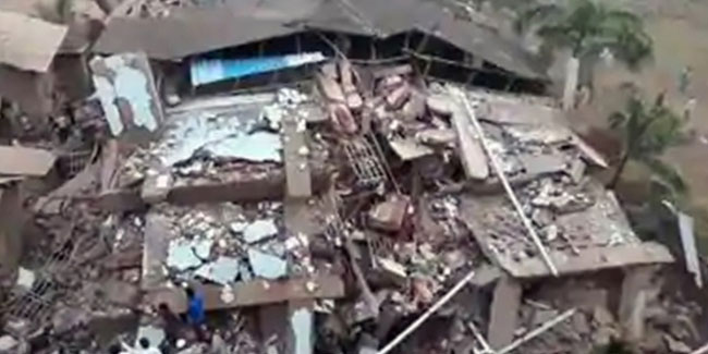 Hindistan'da bina çöktü: En az 90 kişi enkaz altında!