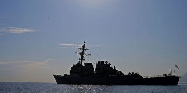 Çin ordusu ABD gemilerini takip ettiklerini açıkladı 