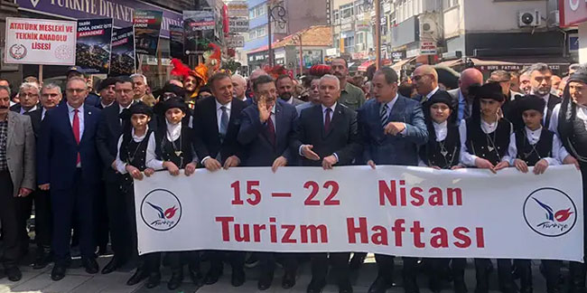 Trabzon’da ‘Turizm Haftası’ yürüyüşü "Sadece idare tedbirleriyle halledilecek iş değil"