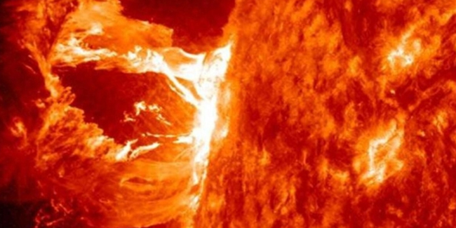 Güneş'teki en büyük patlama kaydedildi