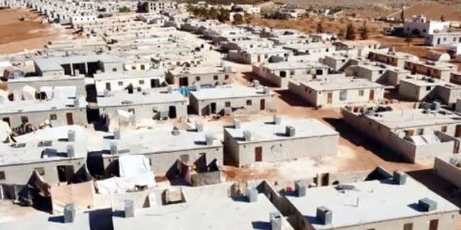 İç savaş mağduru Suriyelilerin 'briket ev' sevinci
