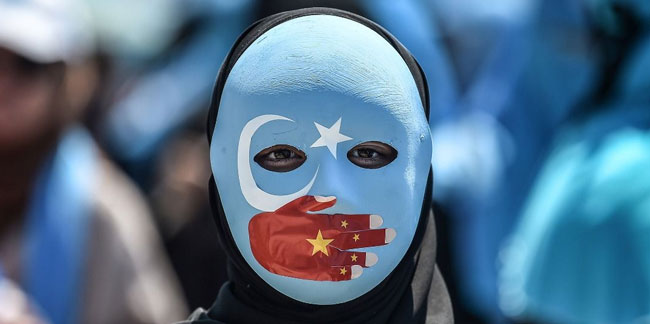IFC’nin maskesi düştü! Uygurları zorla çalıştıran şirkete kredi vermiş