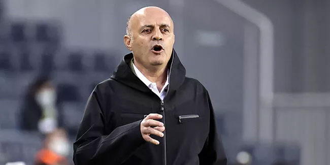 Bursaspor’un yeni teknik direktörü Özcan Bizati oldu