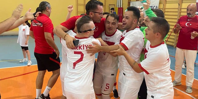 Down Sendromlu Özel Futsal Milli Takımı, Avrupa şampiyonu oldu!
