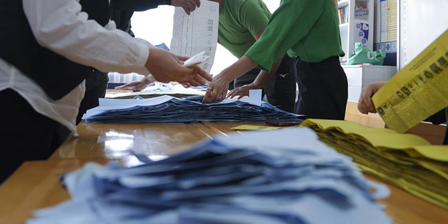 Gümüşhane'de AK Parti itiraz etti, oylar yeniden sayılıyor