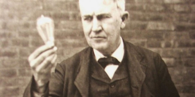 Tarihte Bugün: Thomas Edison elektrik ampulünün patentini aldı
