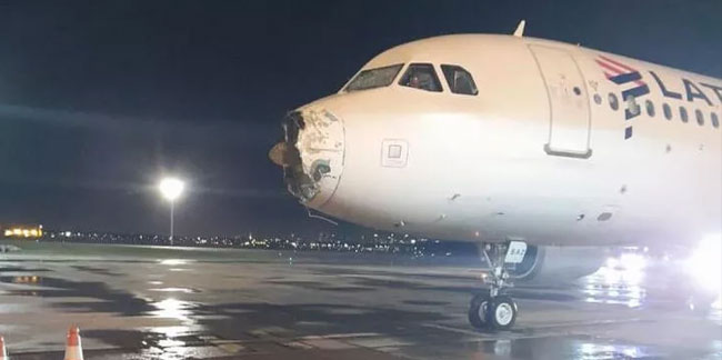 Fırtınaya yakalanan yolcu uçağı acil iniş yaptı