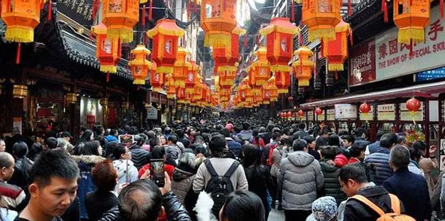 Çin nüfusu 60 yılda ilk kez düştü