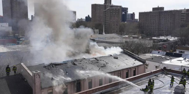 New York'ta Paskalya ayini sırasında kilisede yangın