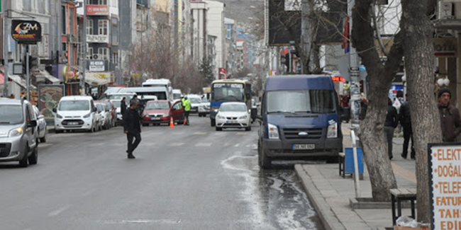 Kars’ta bazı caddeler araç trafiğine kapatılacak
